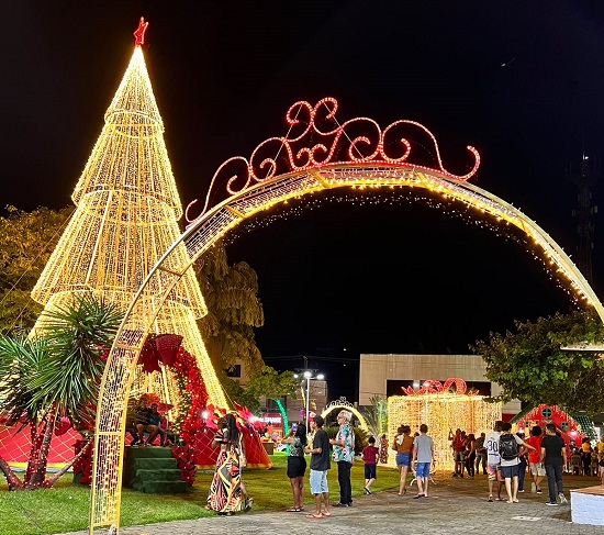 Natal Luz - O Abraço da Família 2022