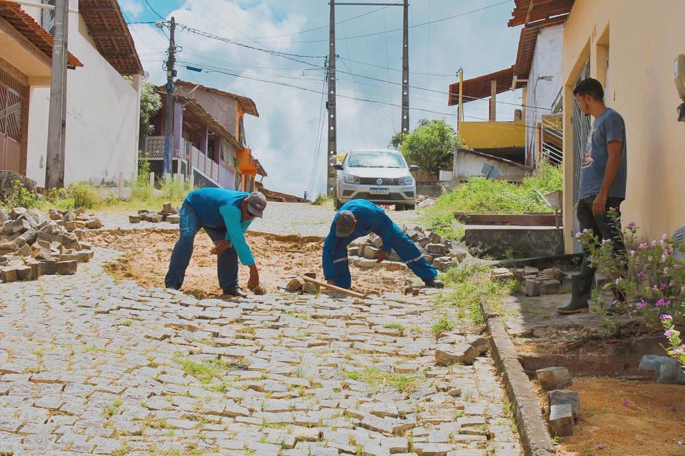 Secretaria de Infraestrutura segue com a Operação Tapa-Buraco em Ipiaú