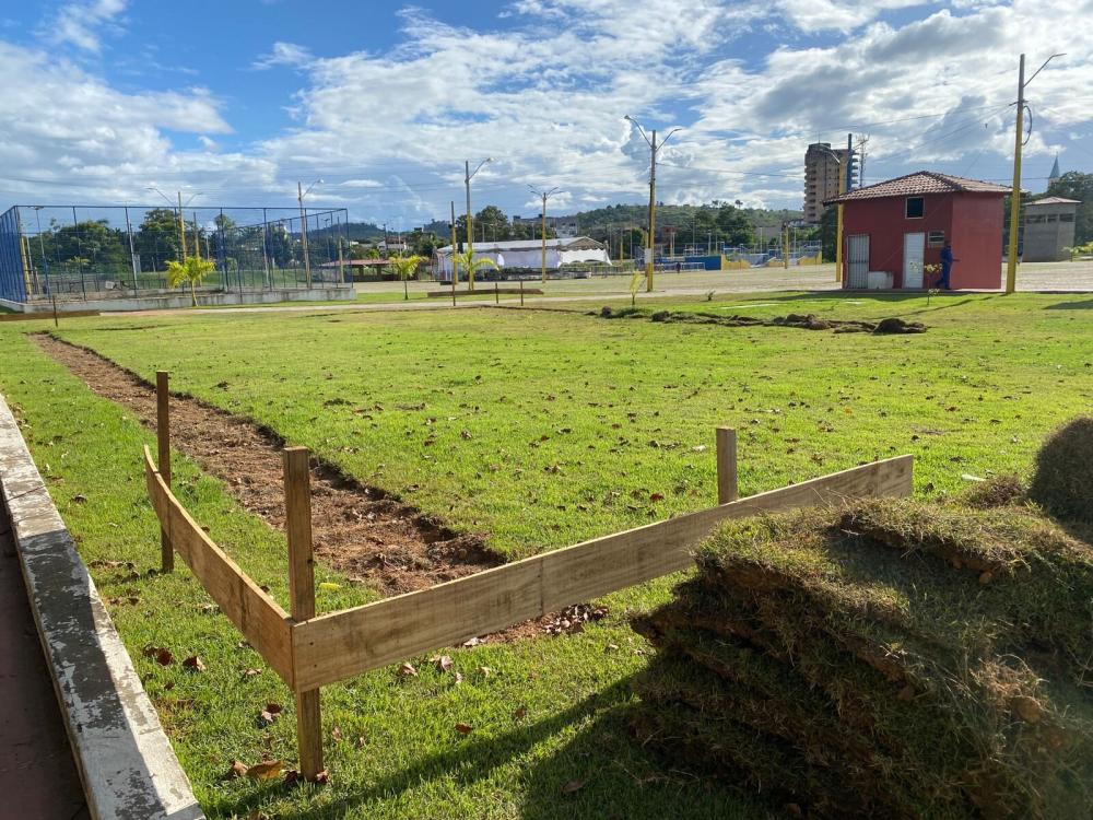 Praça de Eventos Álvaro Jardim ganhará um campo de futebol