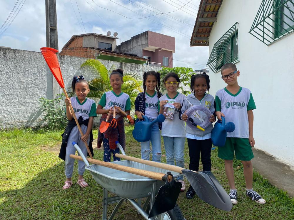 Prefeitura de Ipiaú conta com Projeto Horta nas Escolas 