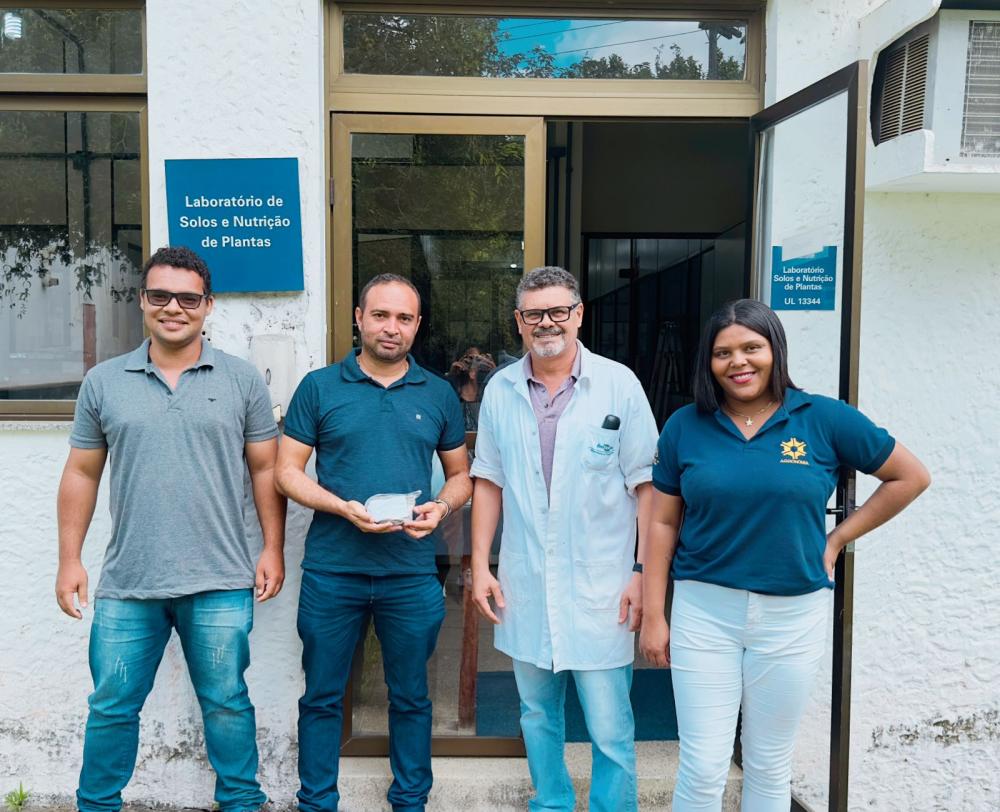 Prefeitura de Ipiaú estabelece parceria com a EMBRAPA para realização de análise de solo 