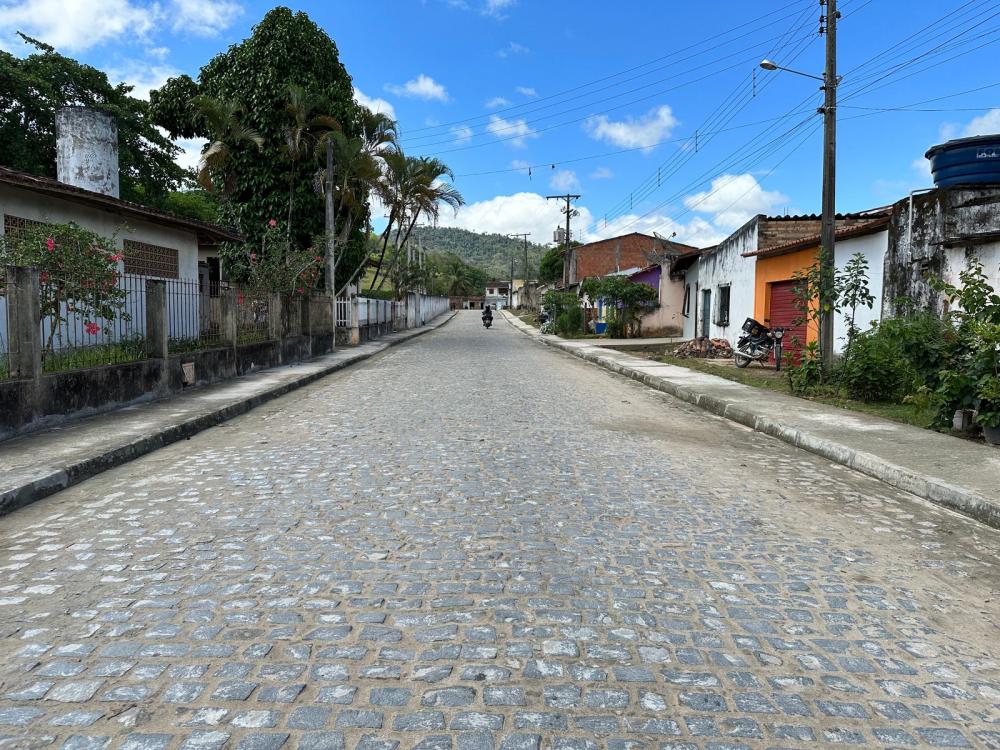 Prefeita Maria das Graças entregará duas obras nesta terça-feira 