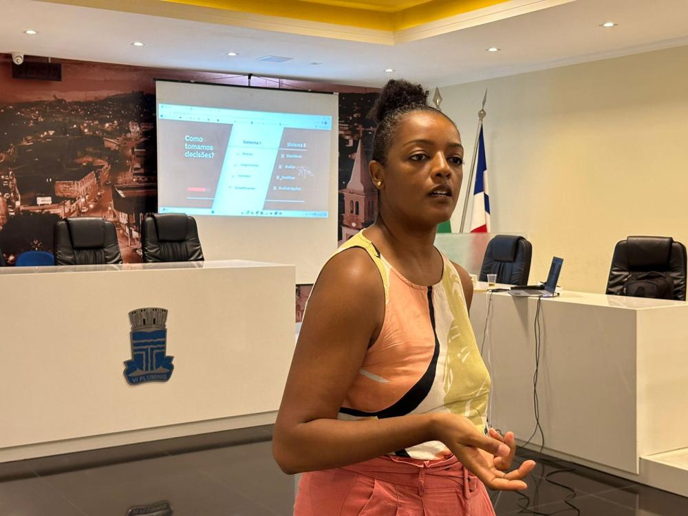 Workshop em Ipiaú capacita empreendedores e profissionais do comércio para as vendas de Black Friday e Natal