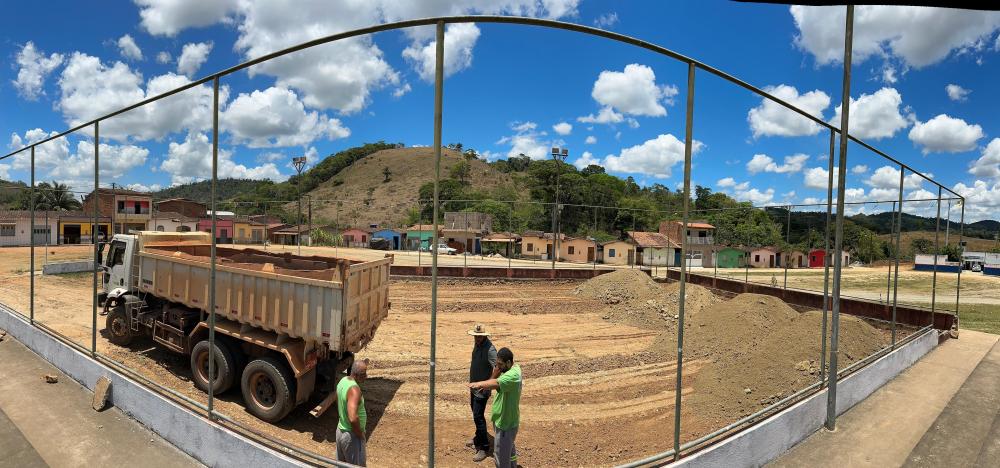 Ipiaú: retomada a obra de requalificação da praça de Córrego de Pedras