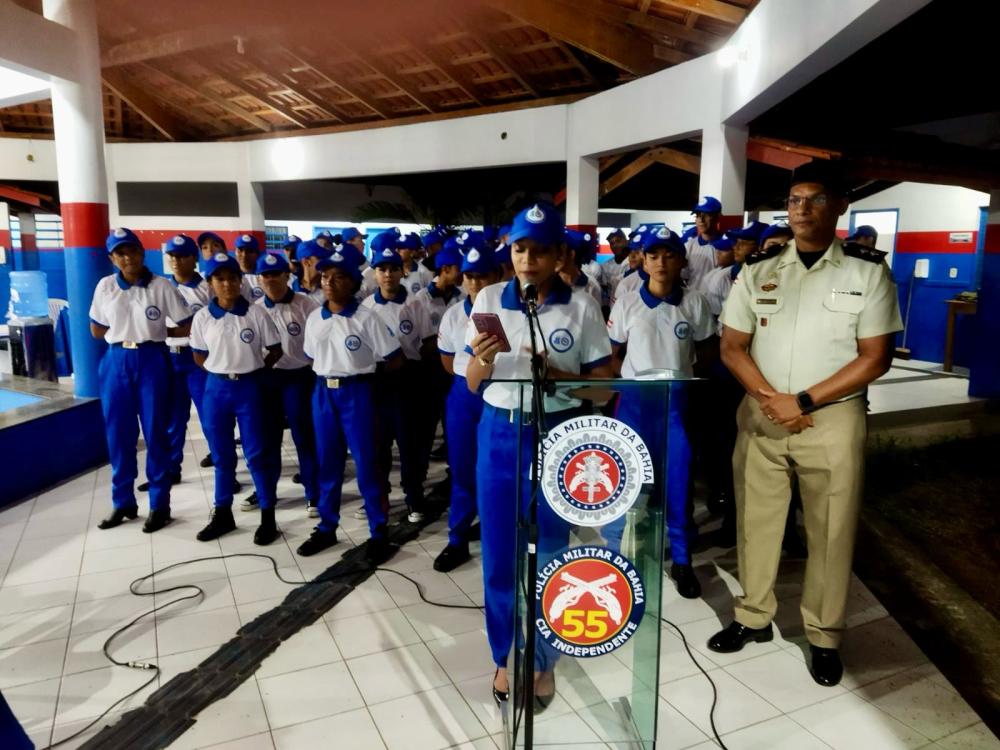 Educação e Honra: Formatura marcante dos nonos anos em Ipiaú com apoio da PM e da Prefeitura de Ipiaú