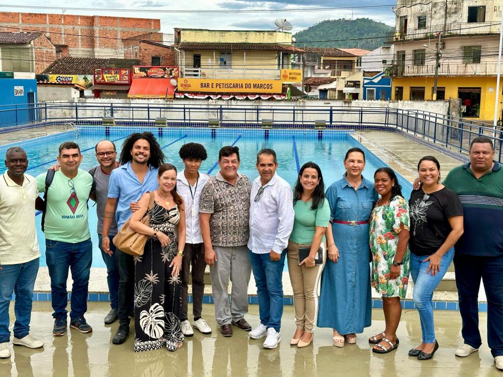Prefeita Maria e equipe acompanham reta final da obra do Complexo Esportivo e Cultural Dr. Salvador da Matta
