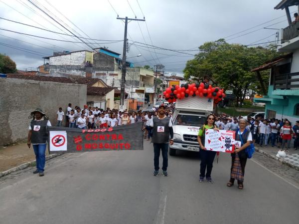 Secretaria de Saúde promove caminhada de conscientização ao combate a Dengue