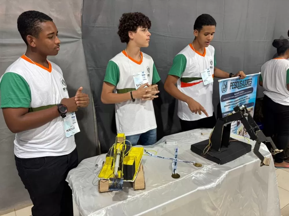 Confira como a paixão pela ciência está transformando a vida de jovens estudantes de Ipiaú