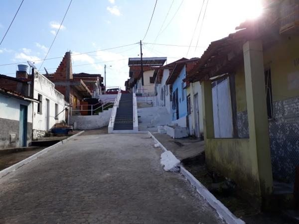 Prefeita Maria inaugura neste sábado (01), escadaria no Bairro São José Operário