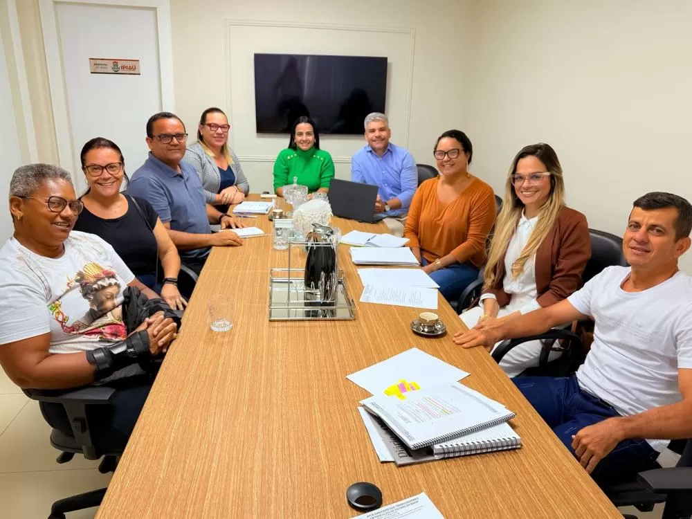 Prefeitura de Ipiaú e a APLB firmam parcerias para avanço na educação do município