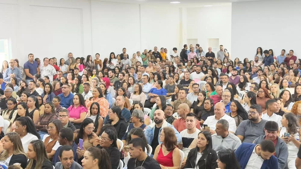 Prefeitura Municipal de Ipiaú realiza posse de 225 novos servidores públicos