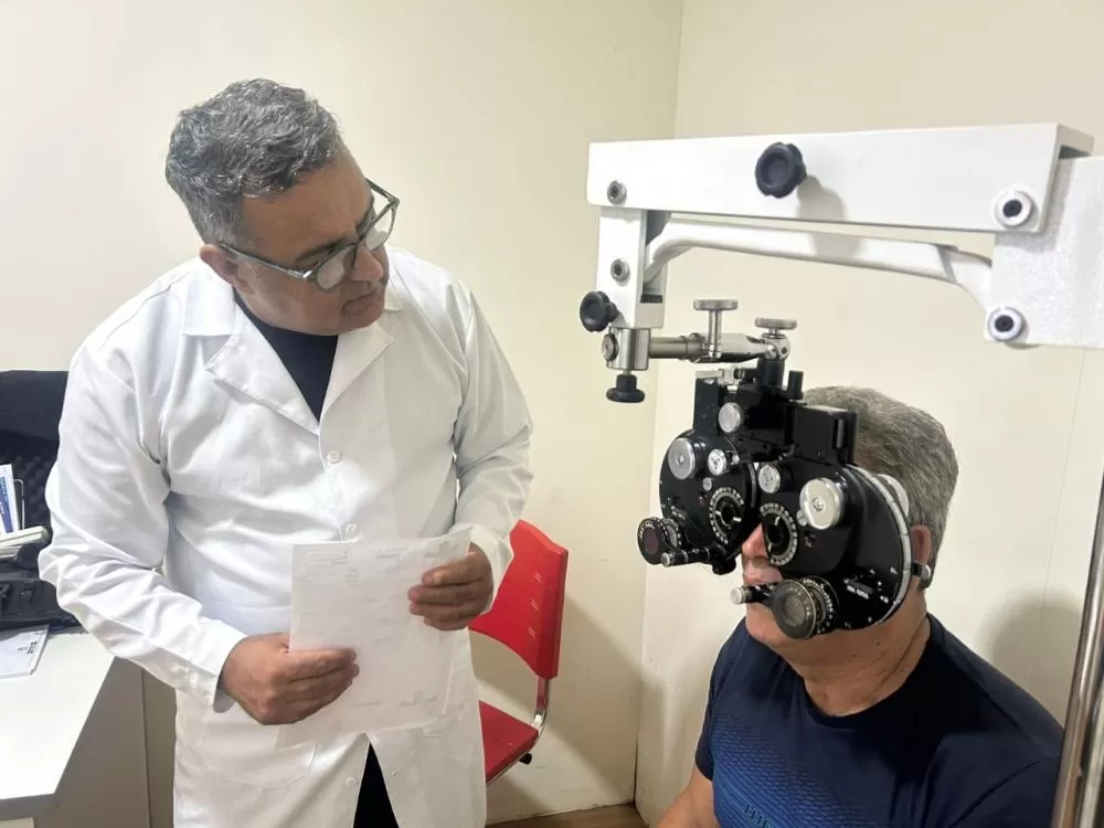 Multirão de consulta oftamológica no complexo de saúde Adilson Duarte atendeu 250 pacientes