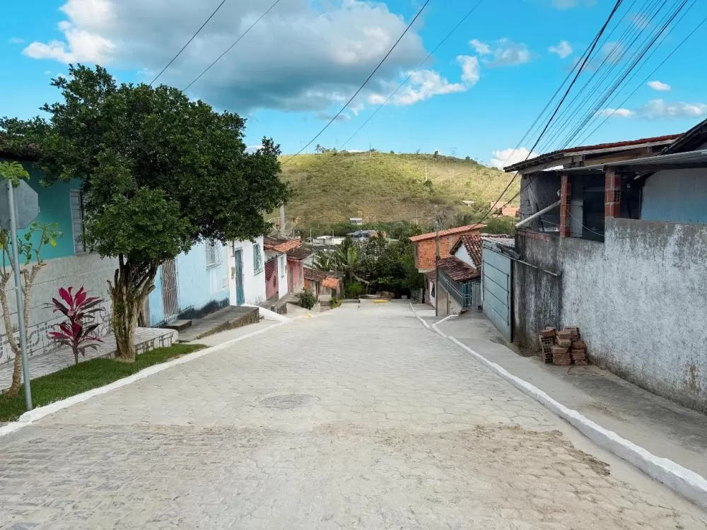 Prefeitura de Ipiaú realiza entregas de obras nos bairros Santa Rita e Irmã Dulce e anuncia novos investimentos