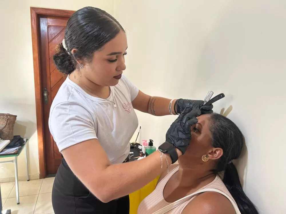 Finalizando o Setembro Amarelo, a prefeitura promove tarde de cuidado e autoestima no CRAS 2