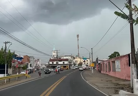 Alerta à população sobre descarte irregular de entulho durante período de chuva