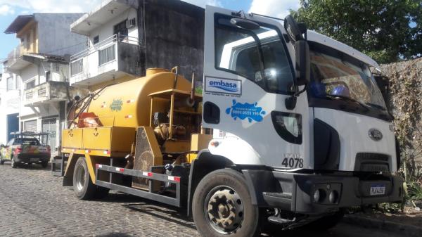 Prefeita Maria consegue Caminhão Hidrovácuo para auxiliar na desobstrução e limpeza das redes de esgoto