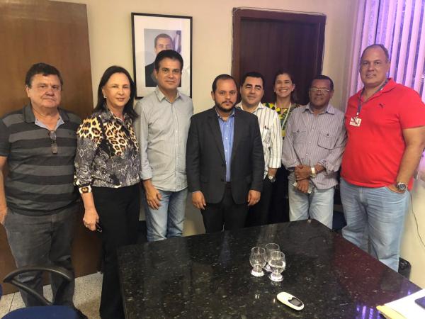 ADAB garante reabertura do frigorífico; obras já podem ser iniciadas