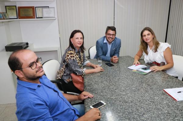  Prefeita Maria busca apoio a demandas de fomento a cultura do município