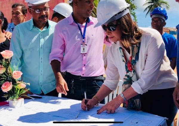Prefeita assina ordem de serviço para início de construção da creche Próinfância 