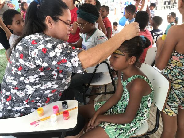 Moradores do bairro Santa Rita recebem ações do ‘Programa Prefeitura nos Bairros’