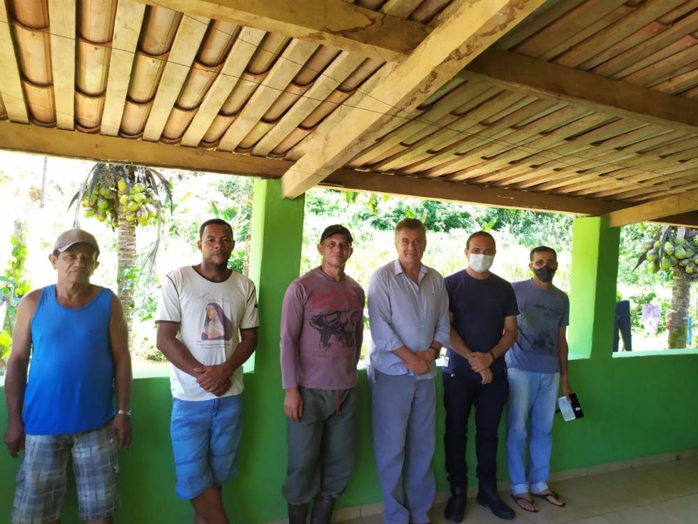 Prefeitura incentiva agricultores a produzirem cacau de qualidade para fabricação de chocolate