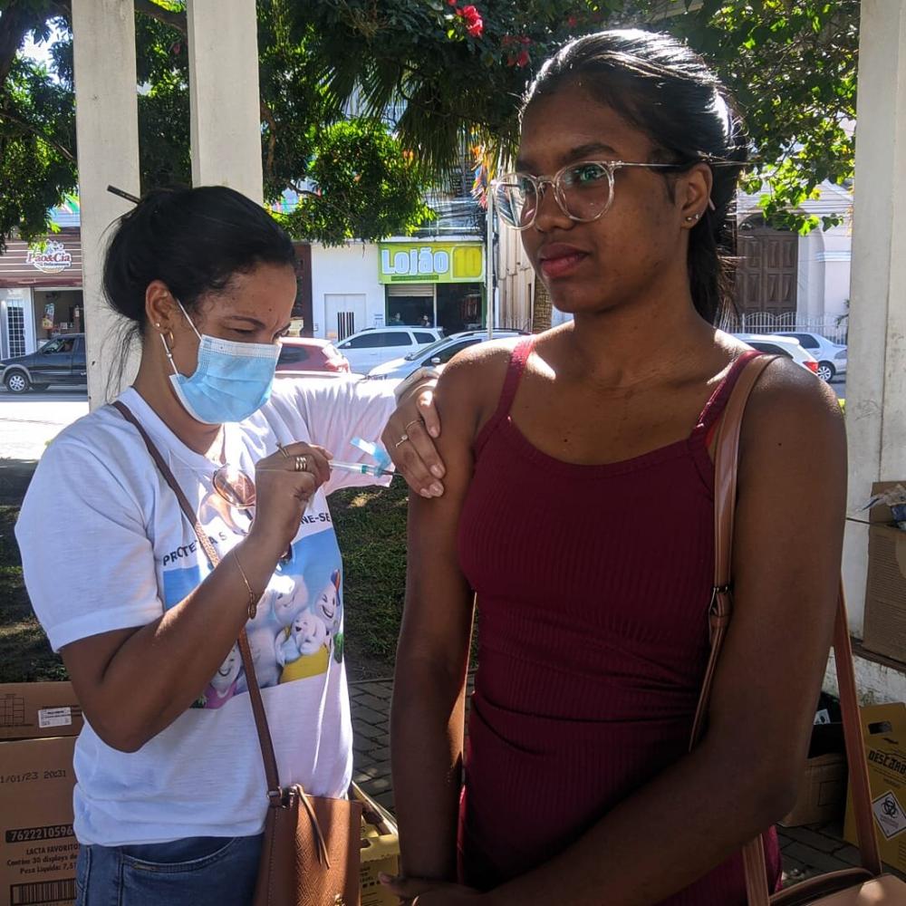 Secretaria de Saúde comemora o resultado da Vacinação deste sábado 